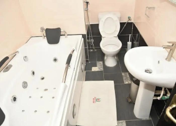 Room-choice Gate Hotel-business Double