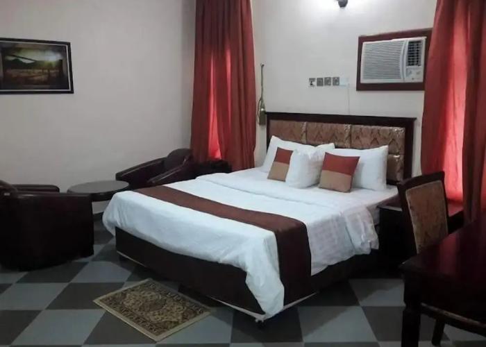 Pearl Hilton Int'l Hotel Limited