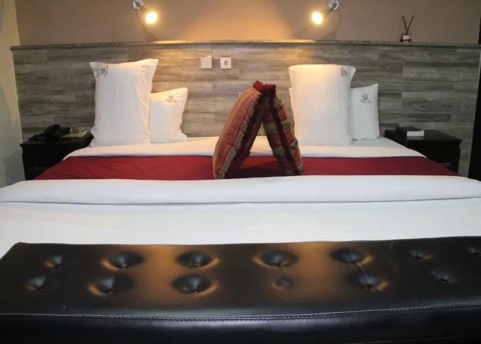 Choice gate Hotel and Suites