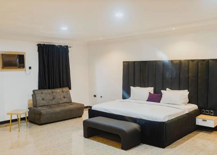 OVIC Hotel