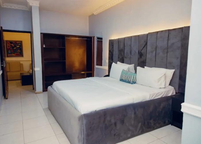 OVIC Hotel