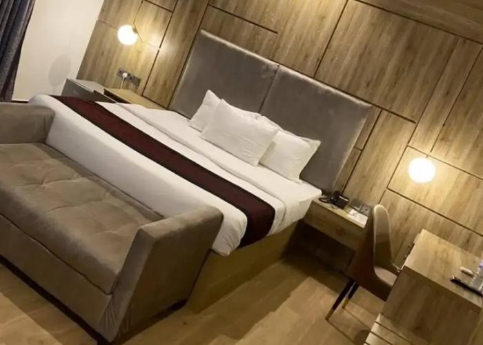 Foxtonn Hotel
