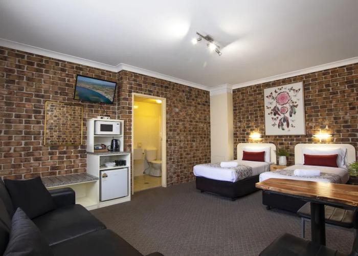 Richmond Motor Inn