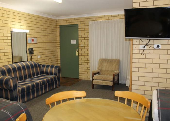 Coast Inn Motel