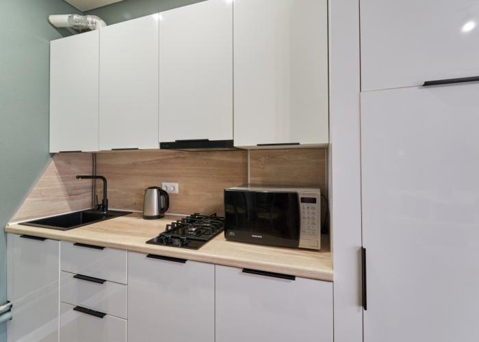Uyutnaya Studiya Dlya 3 Gostey Apartments