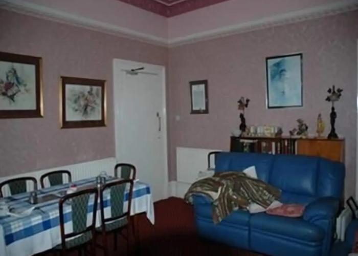 Eglinton Guest House