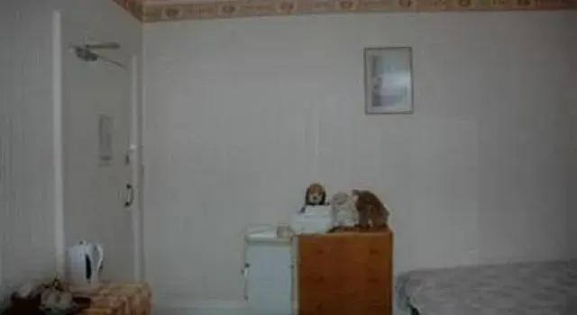Eglinton Guest House