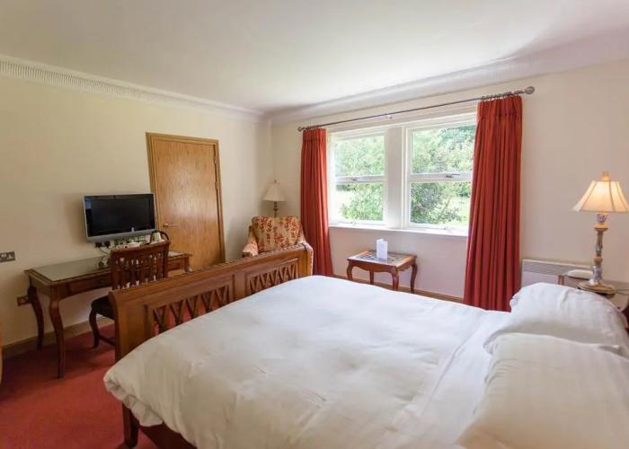 Woodland House Hotel