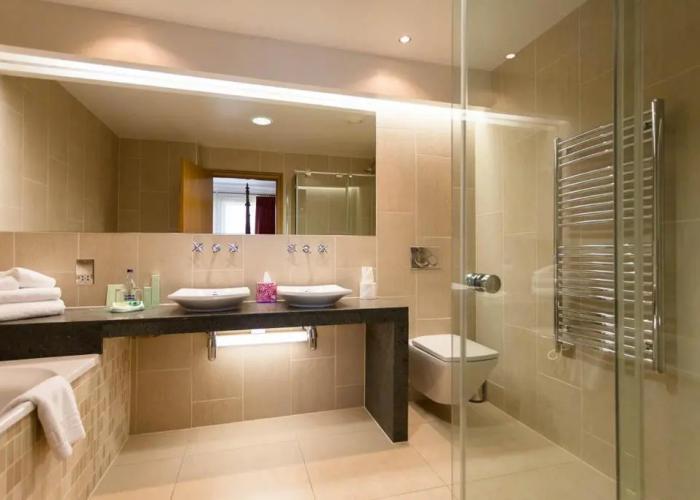 Woodland House Hotel