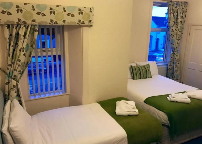 Glenlossie Guest House