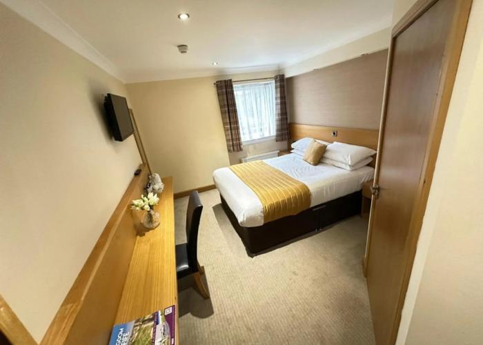 Hill Park Hotel