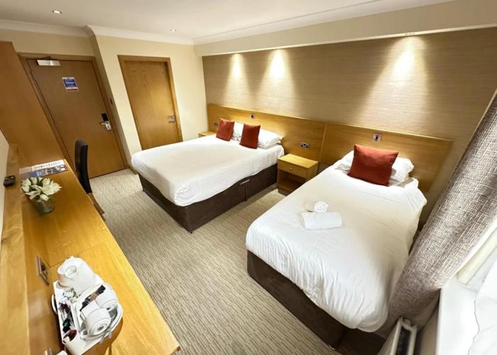 Hill Park Hotel