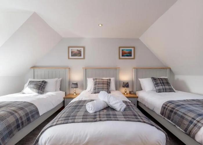 The Steadings - by StayDunfermline
