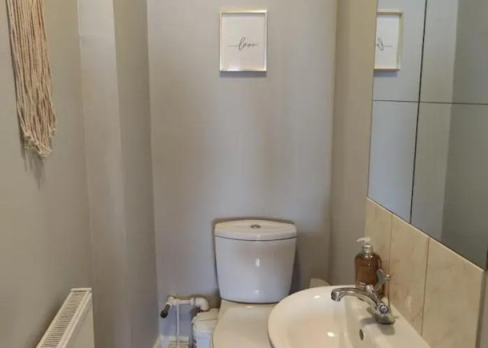 NEW Fabulous 2BD Maisonette Dunfermline, Fife