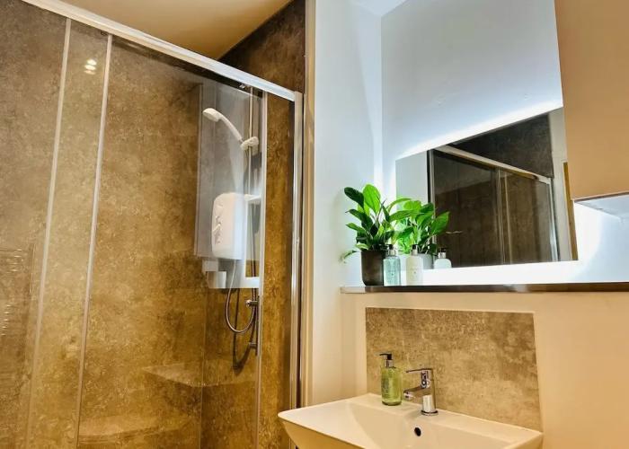 Barnet House Serviced Apartments