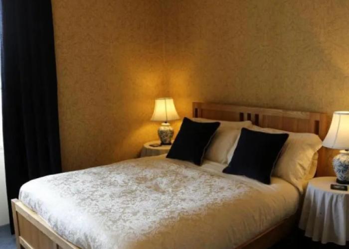 The Pines Guesthouse
