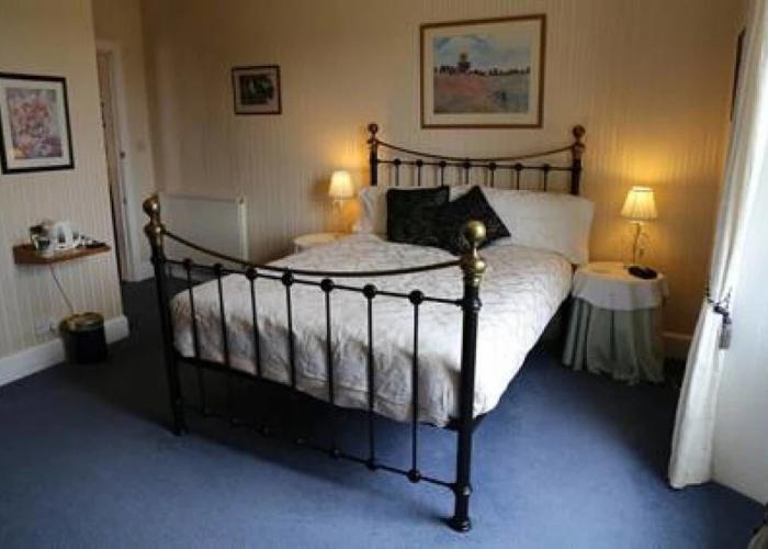 The Pines Guesthouse
