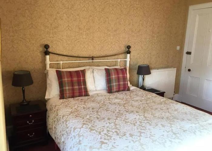 The Pines Guesthouse