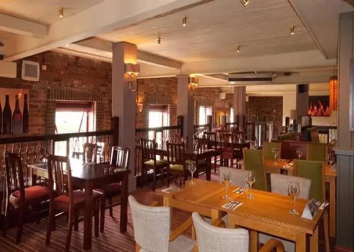 Premier Inn Falkirk Central