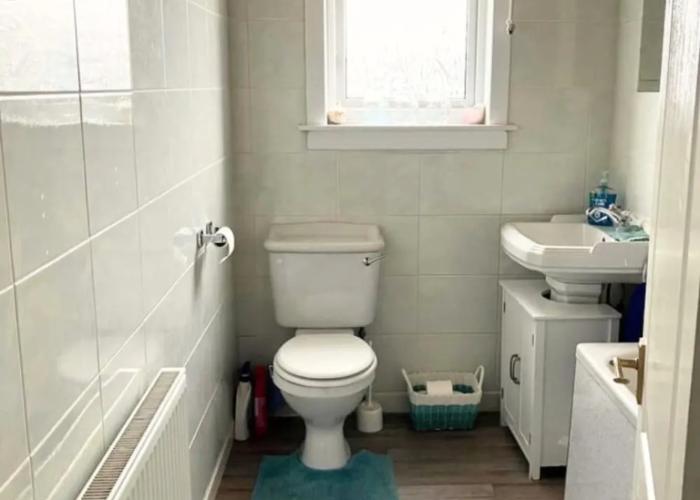 Central Falkirk 3 Bedroom Apartment