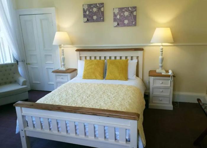 Mansfield House Hotel