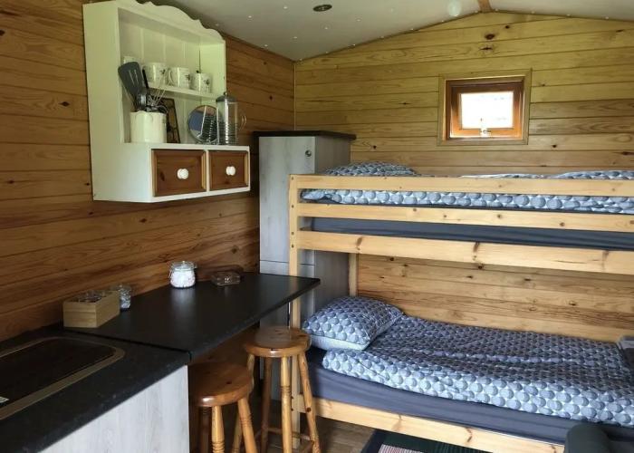 Beehive @ Westcote Glamping- Campsite