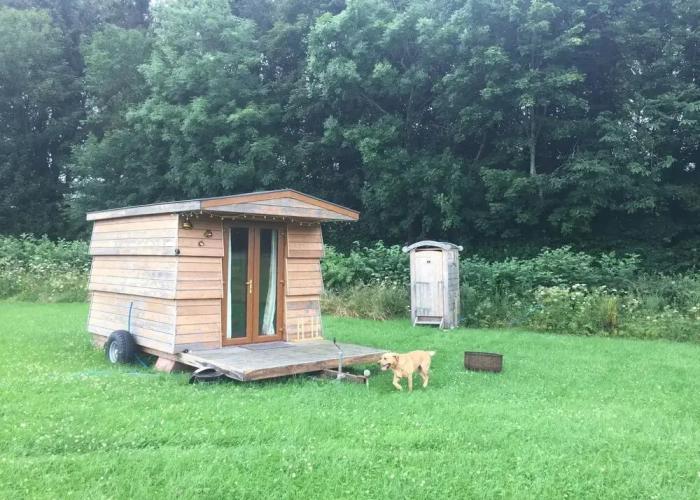 Beehive @ Westcote Glamping- Campsite
