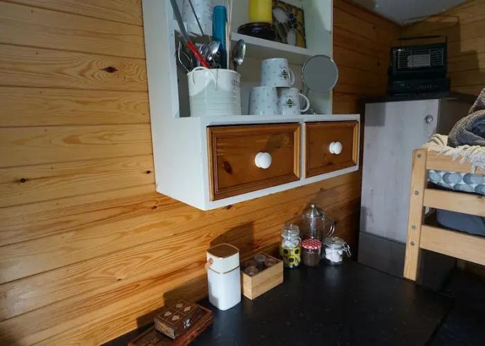Beehive @ Westcote Glamping- Campsite