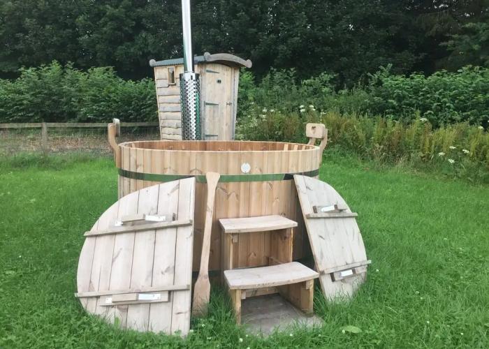Beehive @ Westcote Glamping- Campsite