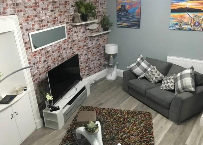 Lovely 2- Bed Apartment in Hawick