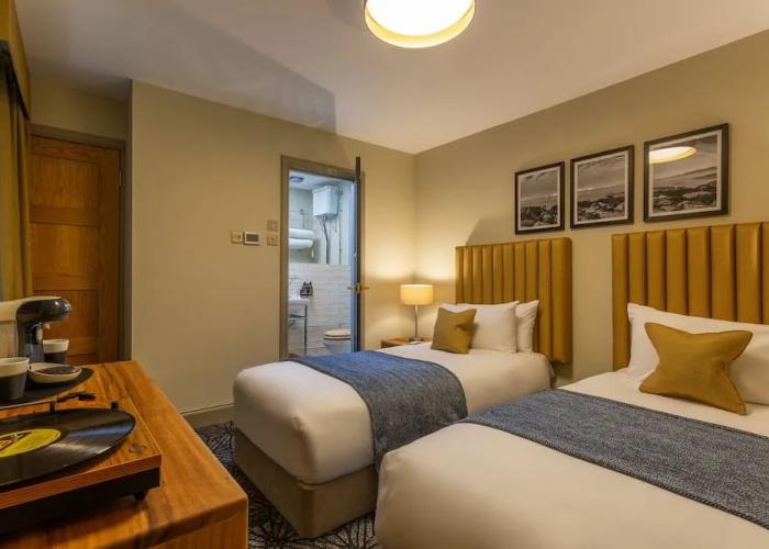 Riva Boutique Hotel & Restaurant