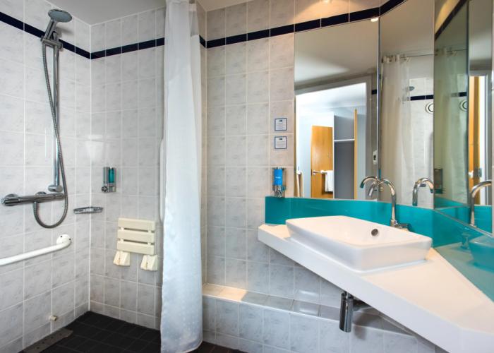 Holiday Inn Express Glasgow Airport by IHG
