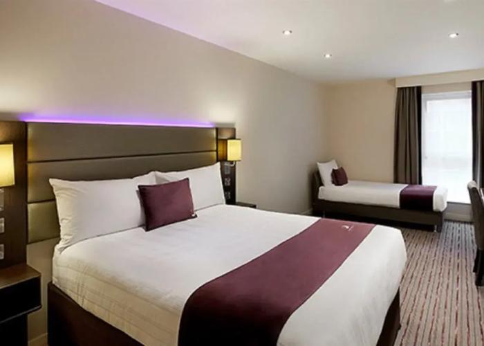 Premier Inn Glasgow Airport