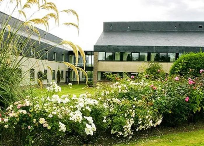 The Waterside Hotel