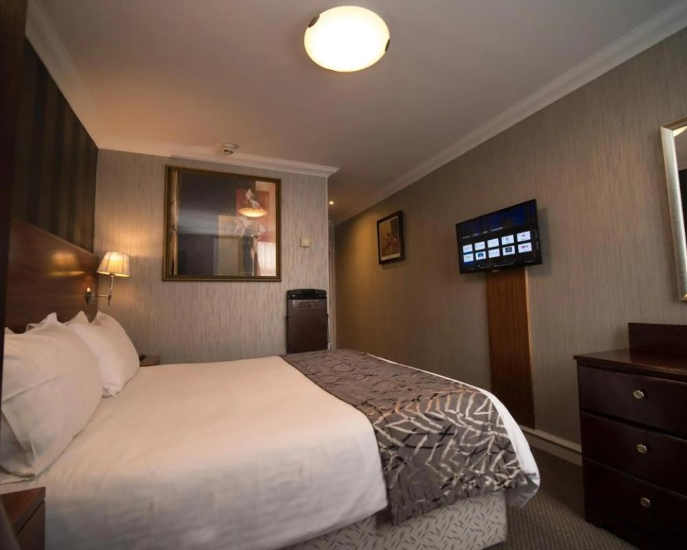 фото The Palace Hotel
