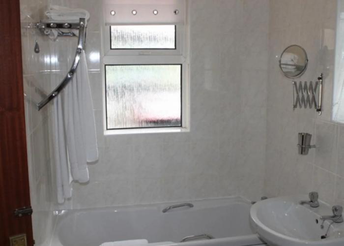 Ravenswood Guest House