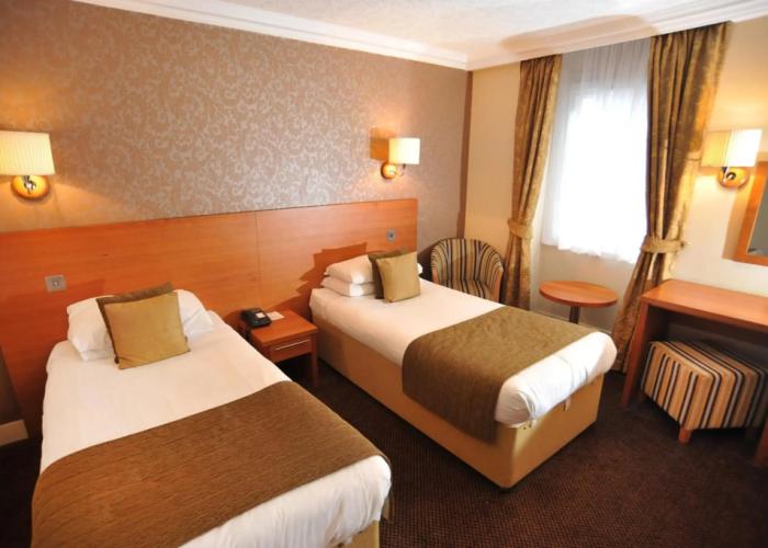 Golden Lion Hotel