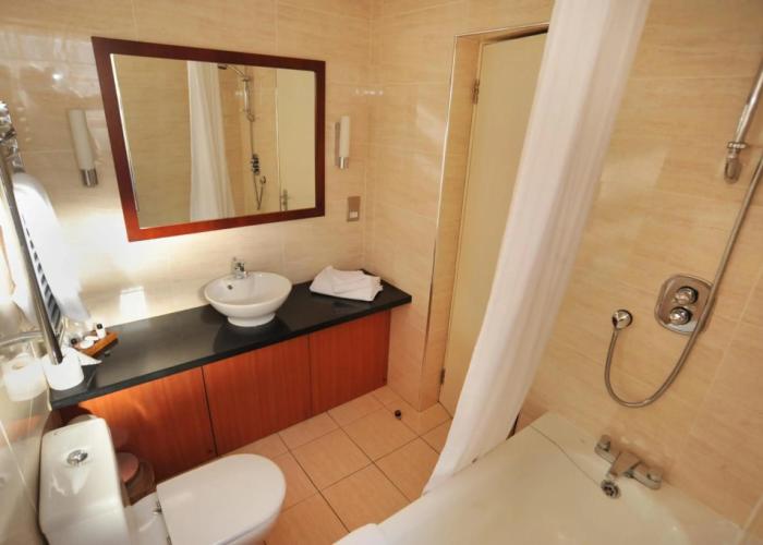 Golden Lion Hotel