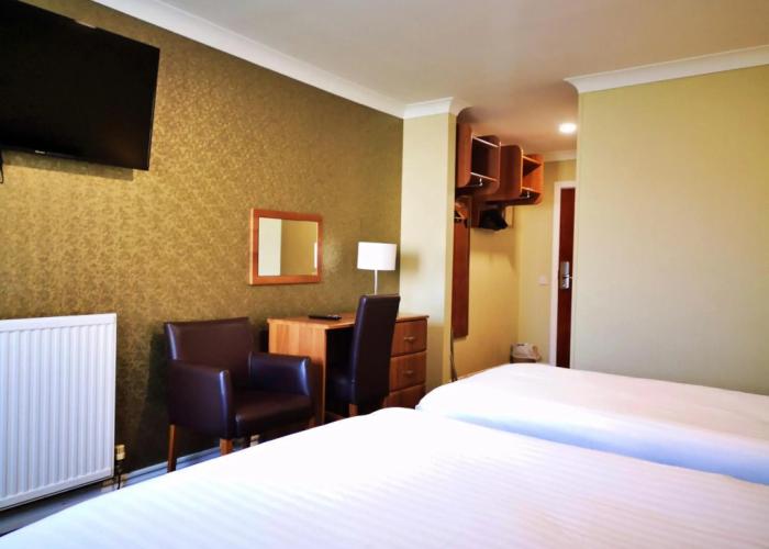 King Robert Hotel