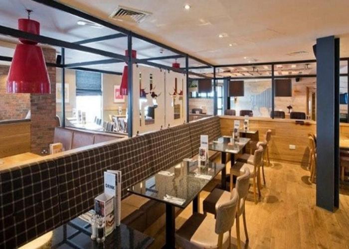 Premier Inn Stirling City Centre