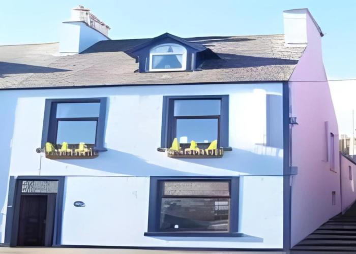 Lakeview Guest House