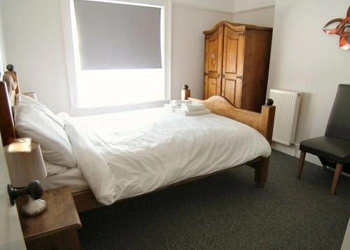 No24 Ventnor