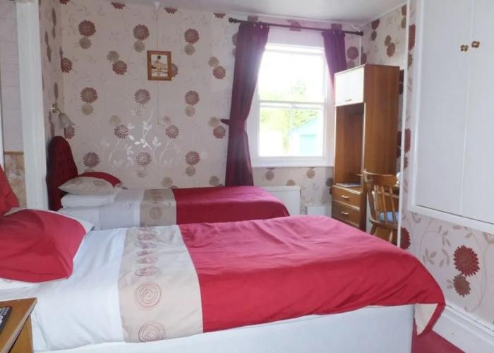 Old Castle Farm Guest House