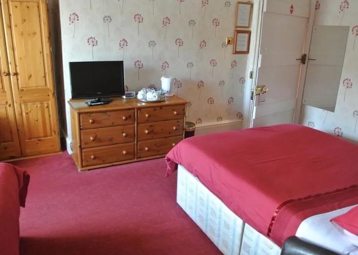 Old Castle Farm Guest House