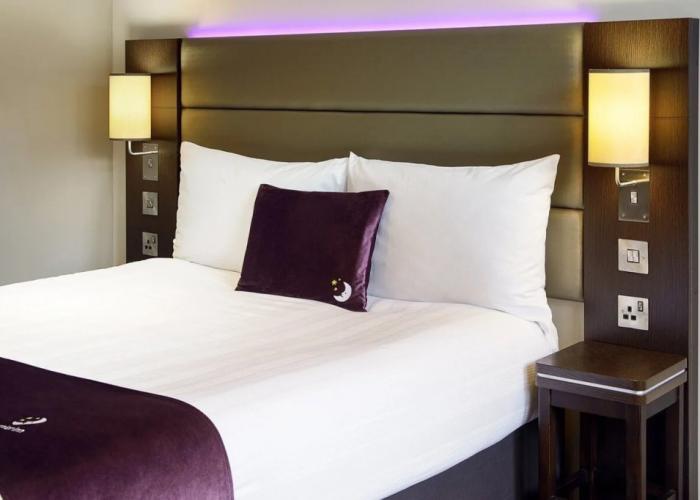 Premier Inn Bridgend Central Hotel