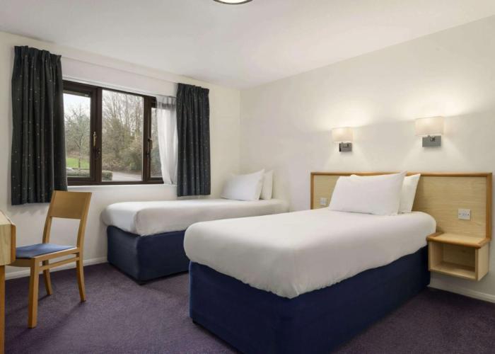 Days Inn by Wyndham Bridgend Cardiff M4