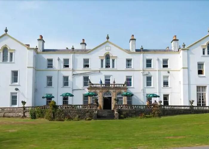 Court Colman Manor