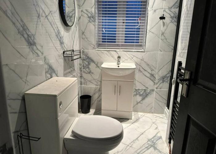 Beautiful 2-bed House in Bridgend