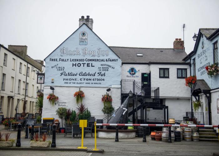 Black Boy Inn