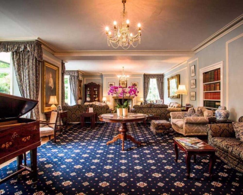 Plas Dinas Country House